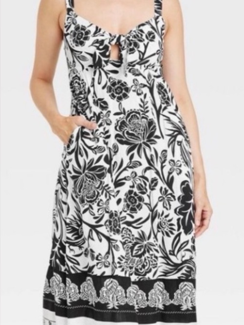 Knox Rose Black and White Floral Midi Dress